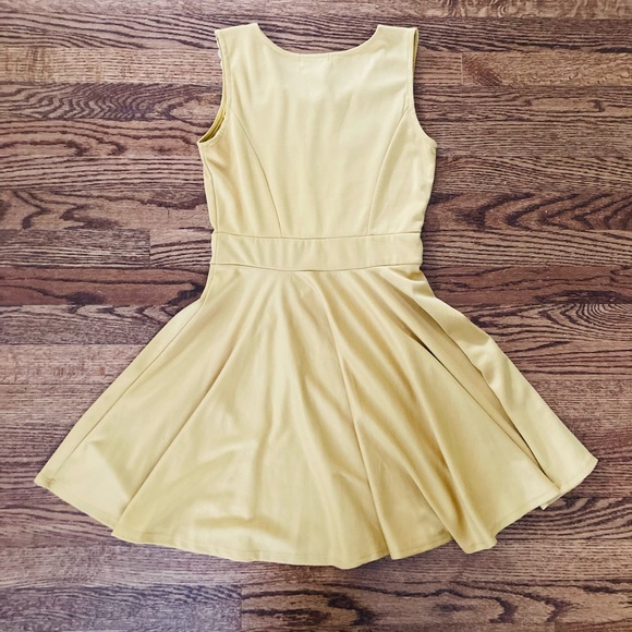 Modcloth mustard yellow Peter Pan sequin dress - Picture 4 of 4